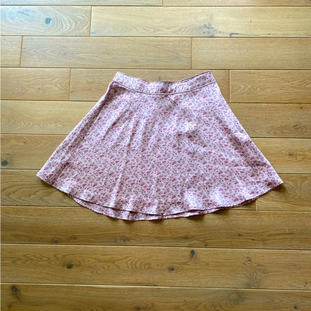Hollister High-Rise Satin Flower Skirt